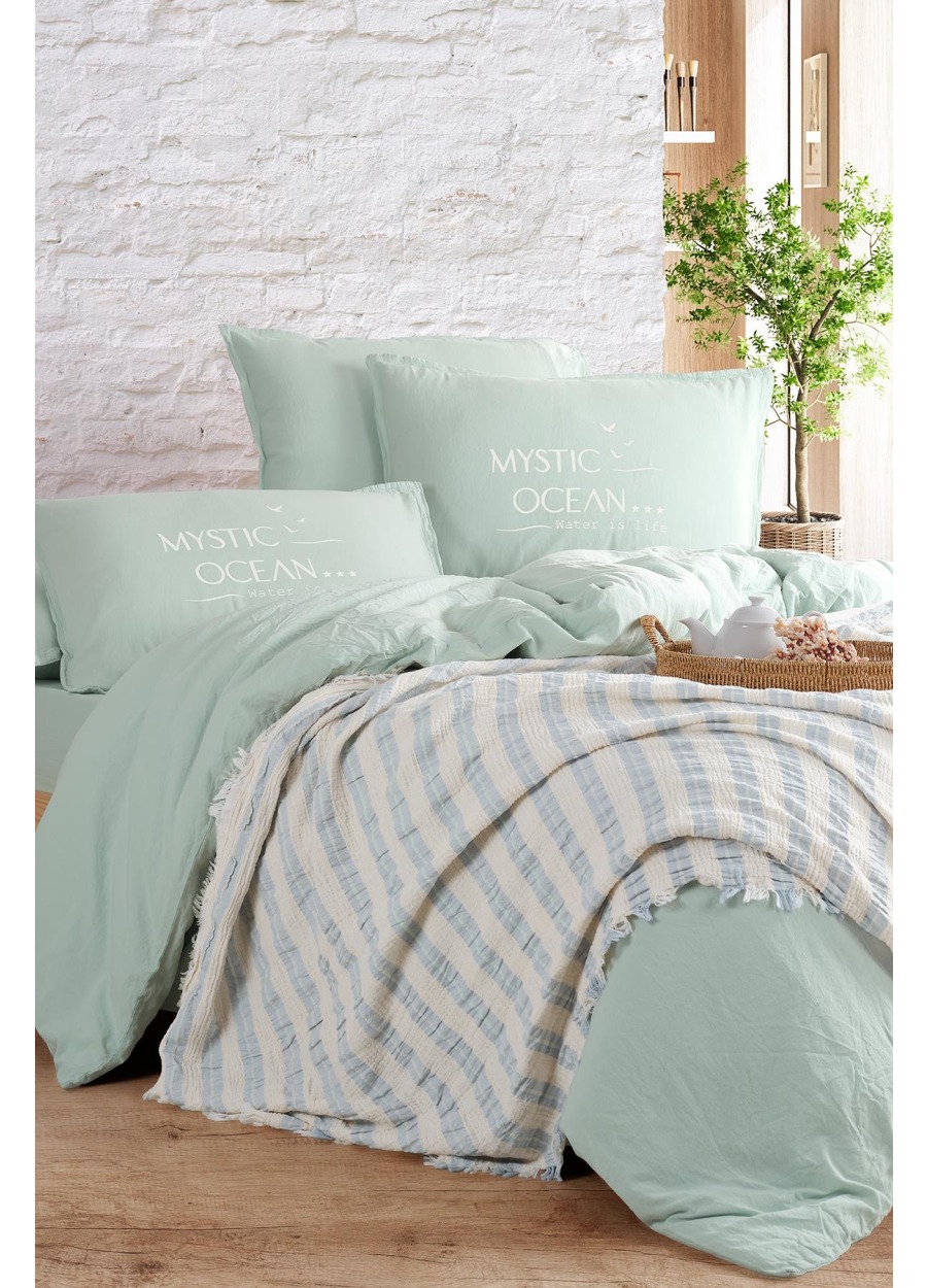 Mystic Ocean Pike Mint